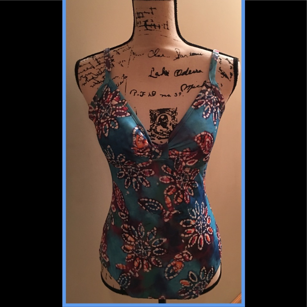 Jantzen Classics One Piece Trim Swimsuit